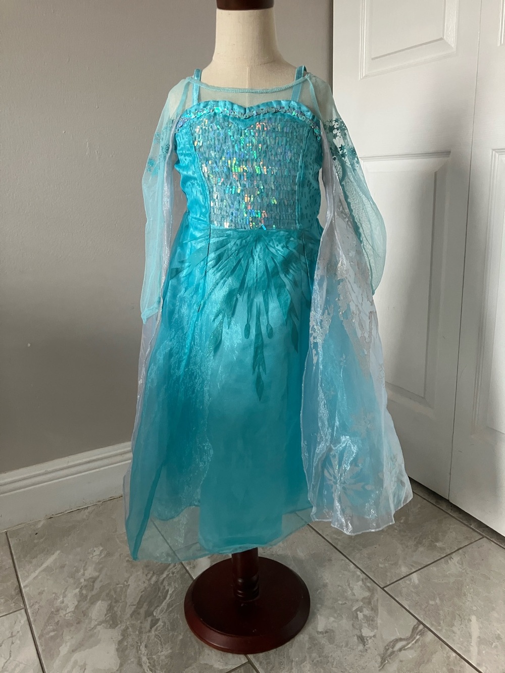 DISNEY Girls Elsa Frozen Blue Sparkling Costume Dress | 4